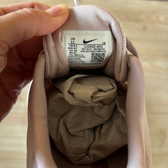 New Nike Winflo 10 Women's Road Running Shoes Size 11 - Picture 7 of 7